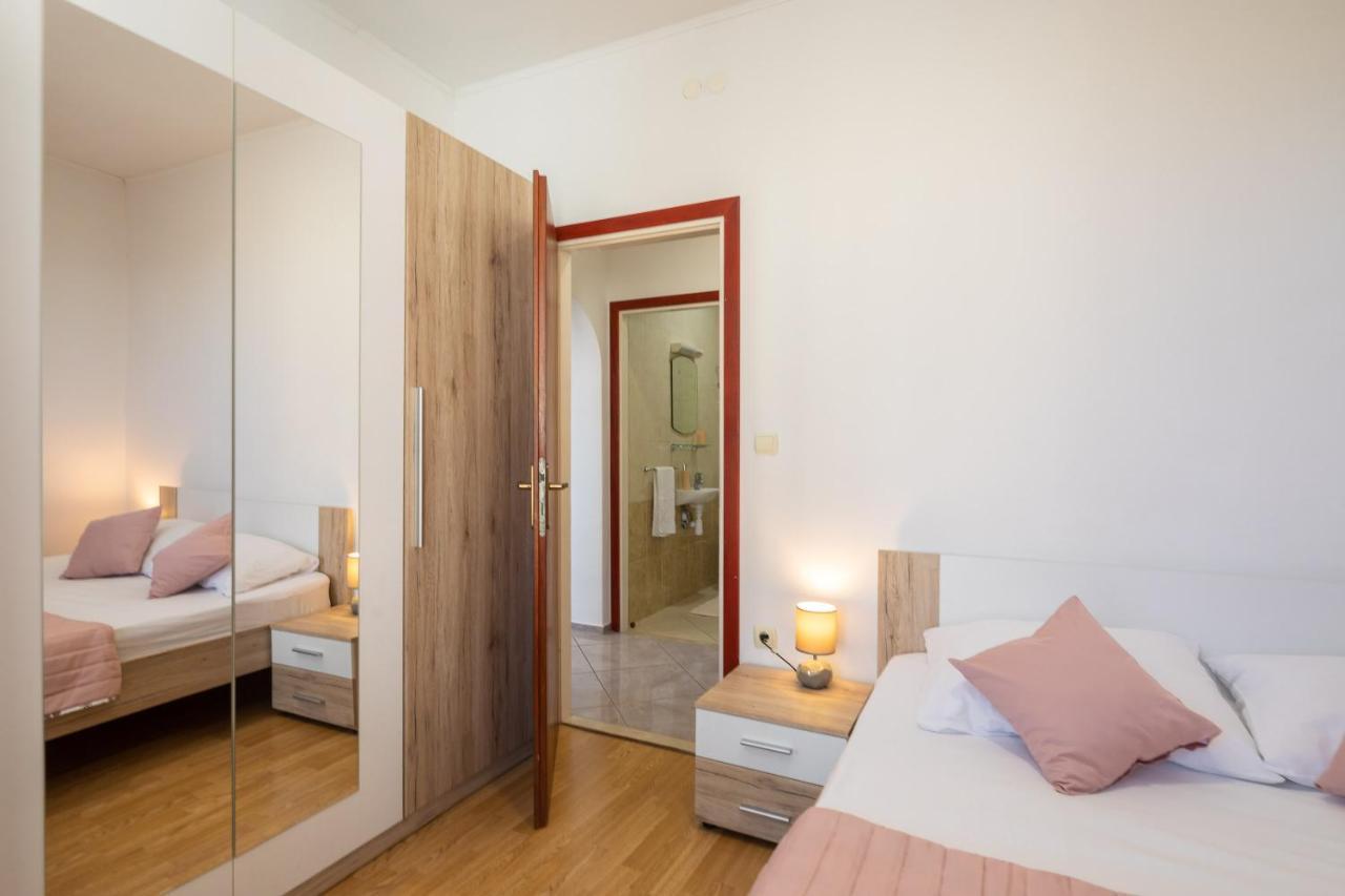 Blue Bliss Apartments Stanici Екстериор снимка