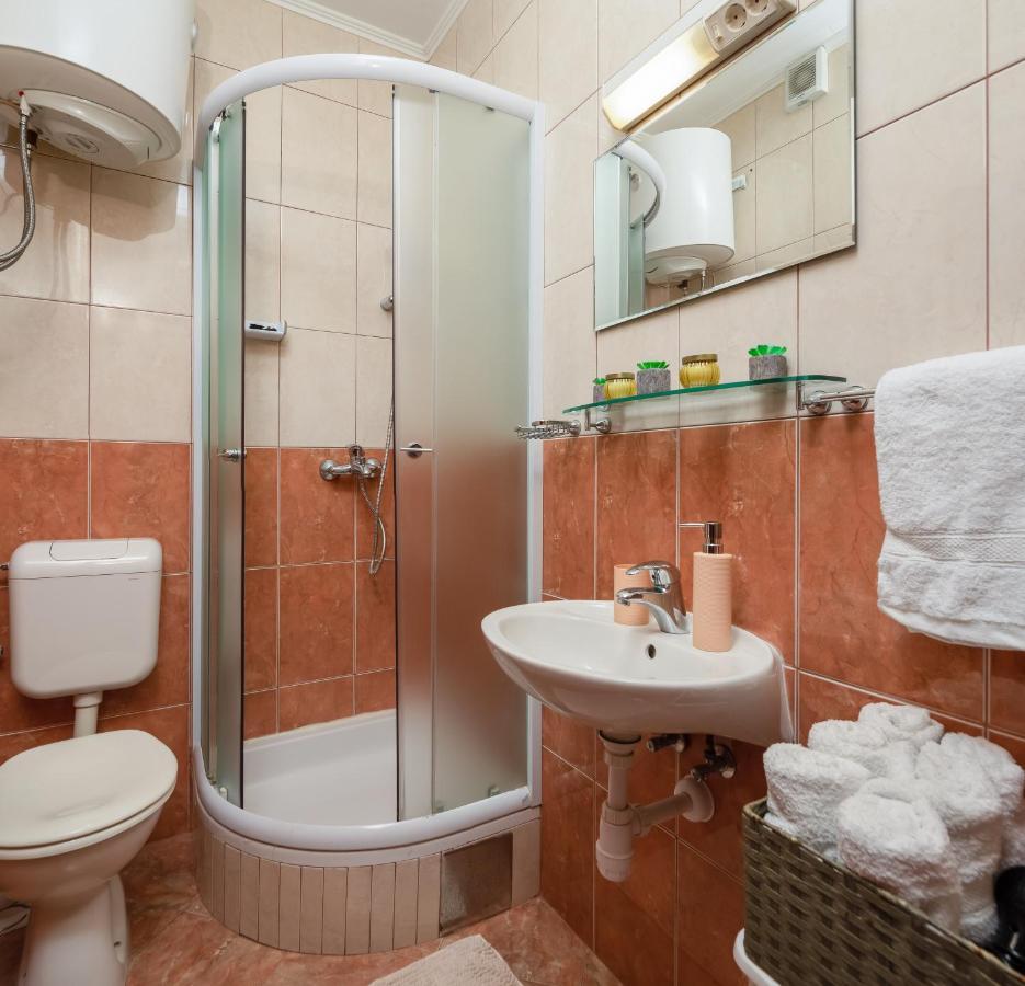 Blue Bliss Apartments Stanici Екстериор снимка